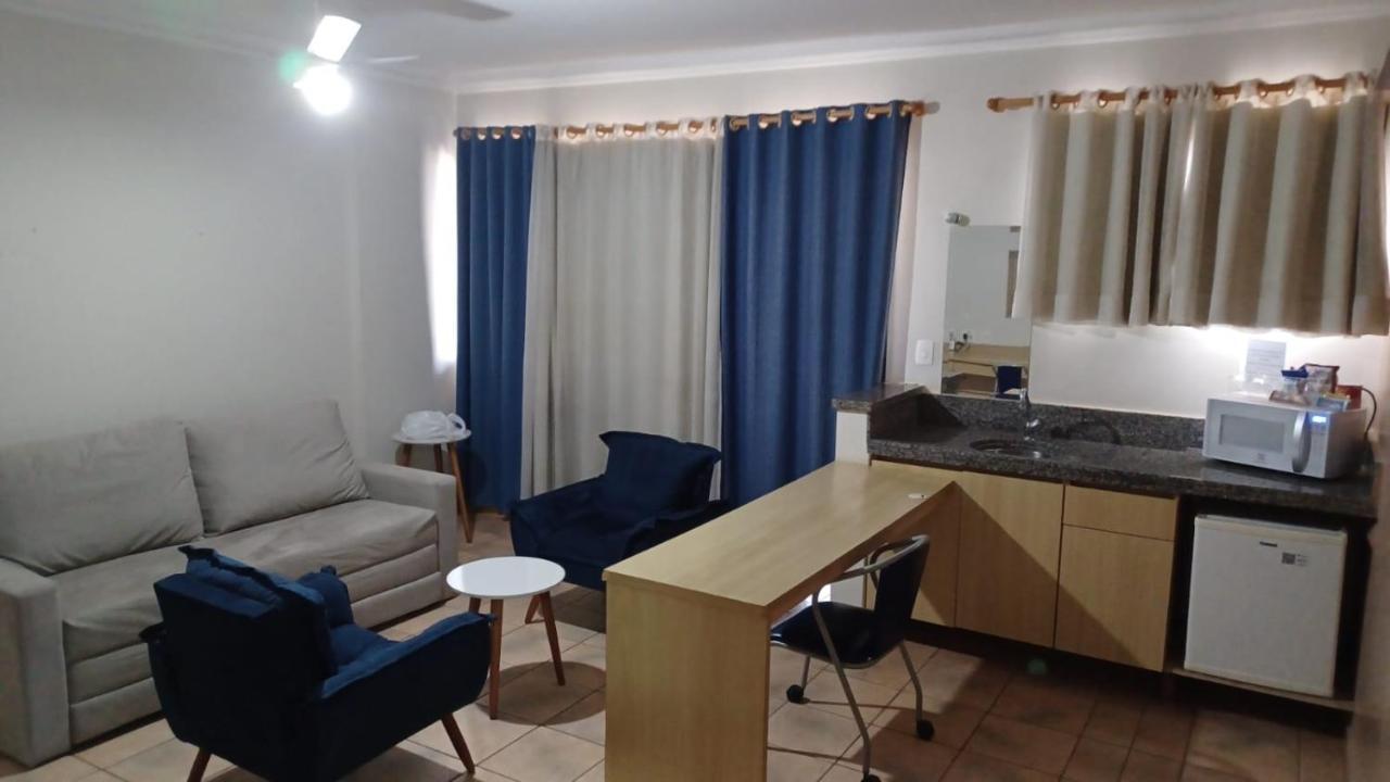 Flat Completo No Centro De Araxa - 901公寓 外观 照片